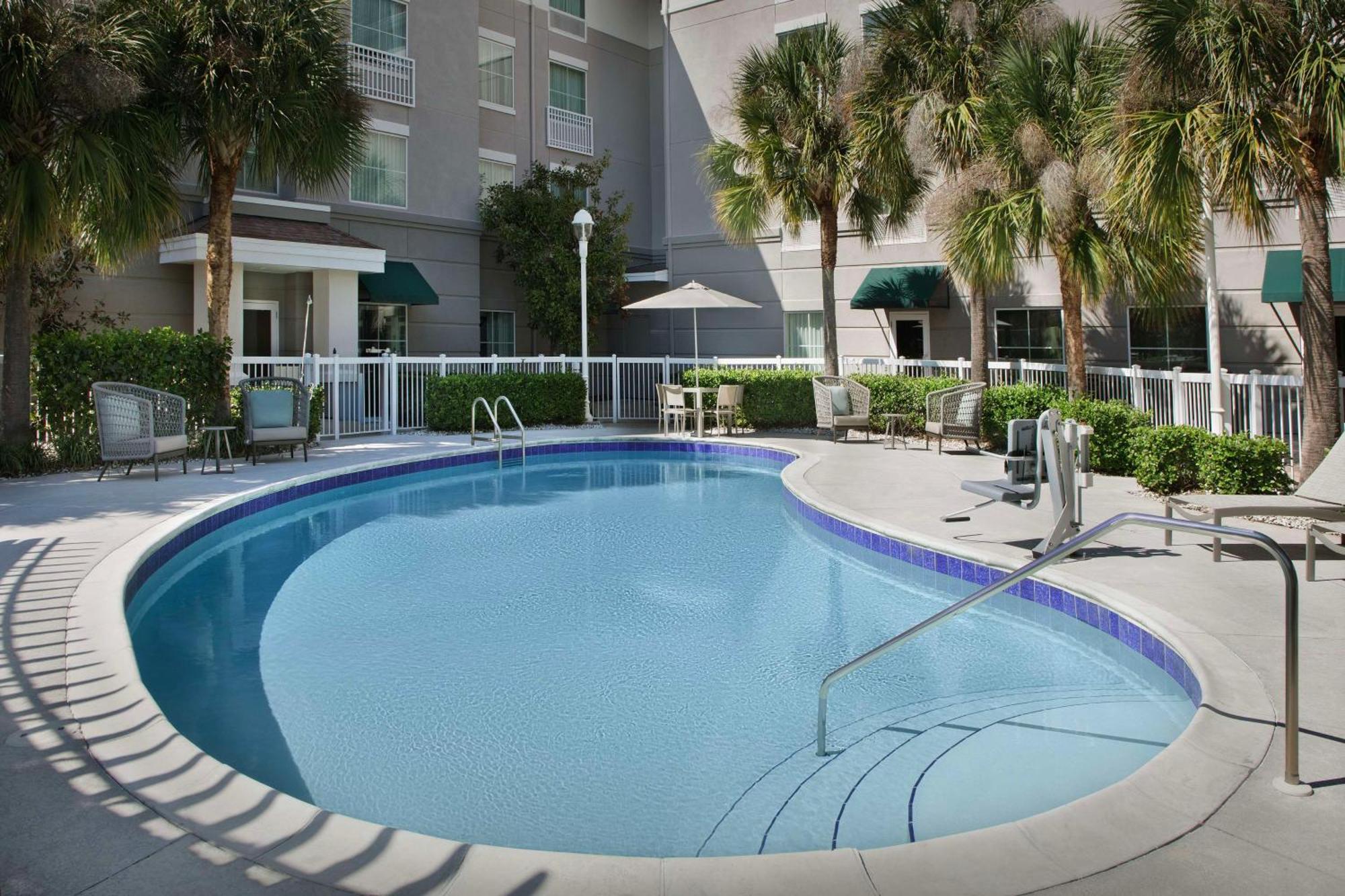 Homewood Suites By Hilton Orlando Airport Eksteriør bilde
